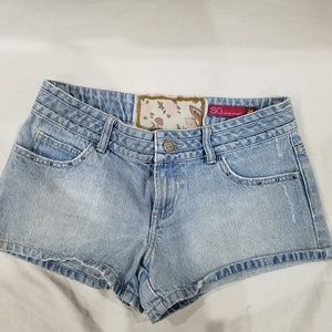 SO Jean shorts